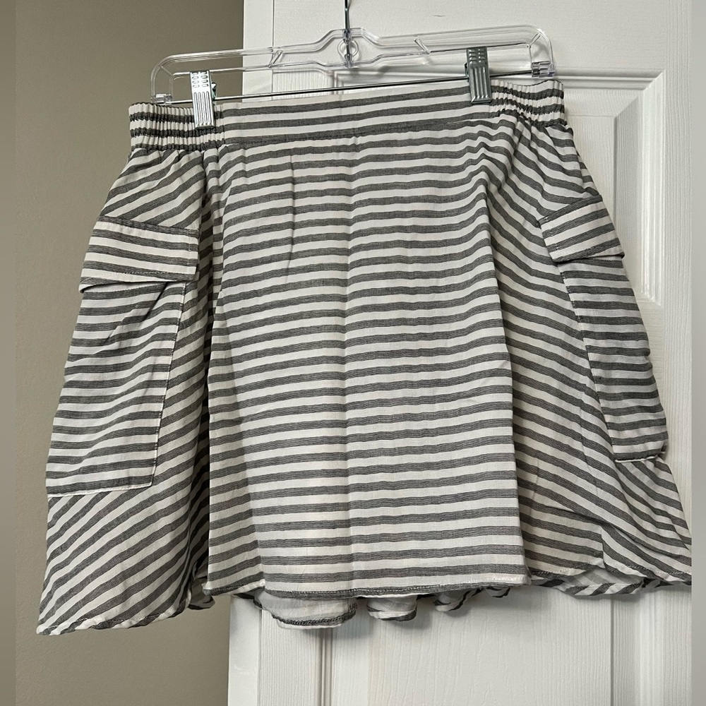 BCBGenerstion skirt